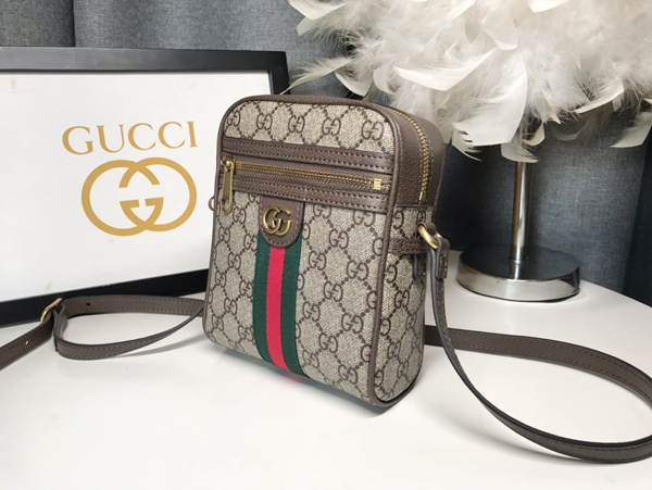 激安グッチバッグコピー側面デザイン